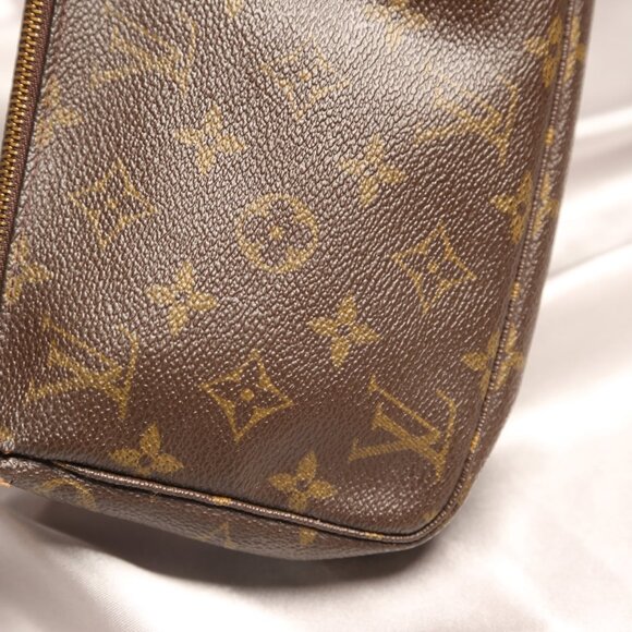 LOUIS VUITTON Pochette Monogram - Picture 4 of 9